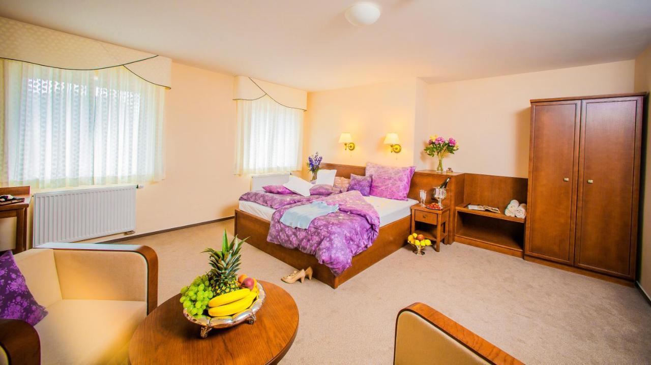 Manor House Hotel โบรว์โมฟ ภายนอก รูปภาพ